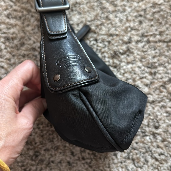 COACH Vintage Shoulder Bag - Picture 1 of 8